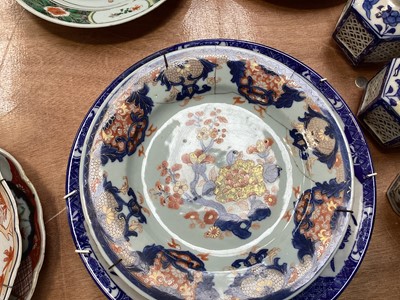 Lot 5070 - Collection of antique oriental porcelain to include Chinese Imari plates, Famille Vert tea caddy etc