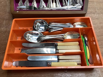 Lot 5072 - Silver plated canteen of Sheffield cutlery