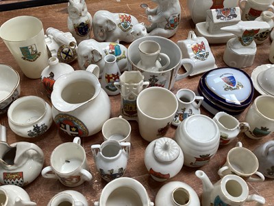 Lot 5081 - Collection of crested ware including local interest