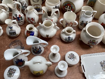 Lot 5081 - Collection of crested ware including local interest
