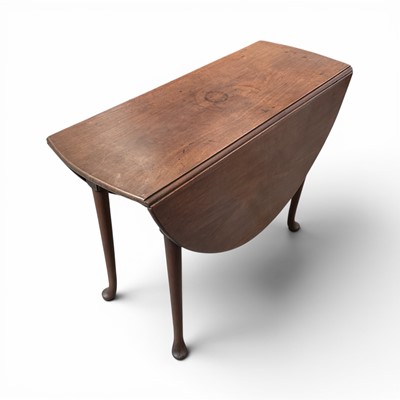 Lot 1489 - 18th century mahogany drop leaf table