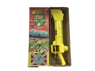 Lot 1824 - Marx Official Jules Rimet World Cup 1966 4-Way Scope with original box (end flap detached) (1)