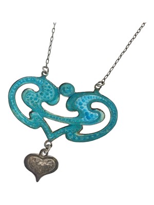 Lot 60 - Art Nouveau silver and enamel pendant necklace