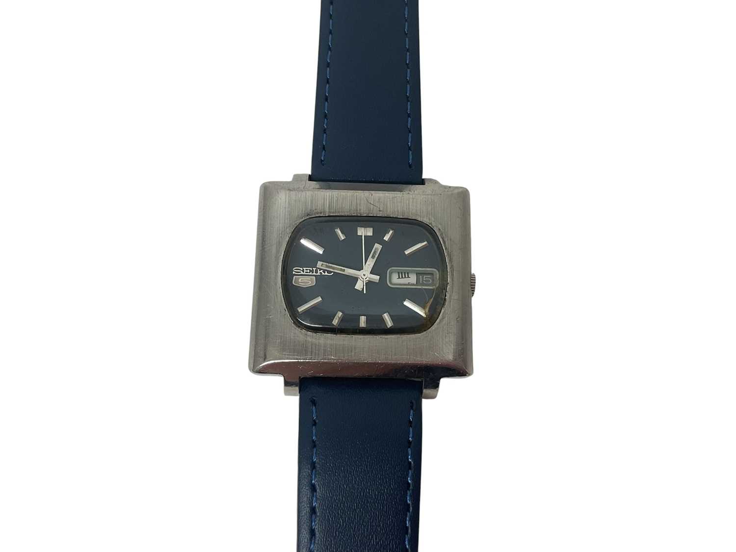 Lot 65 - 1970s Seiko 5 stainless steel wristwatch with a blue ‘TV’ dial, on a later blue leather strap