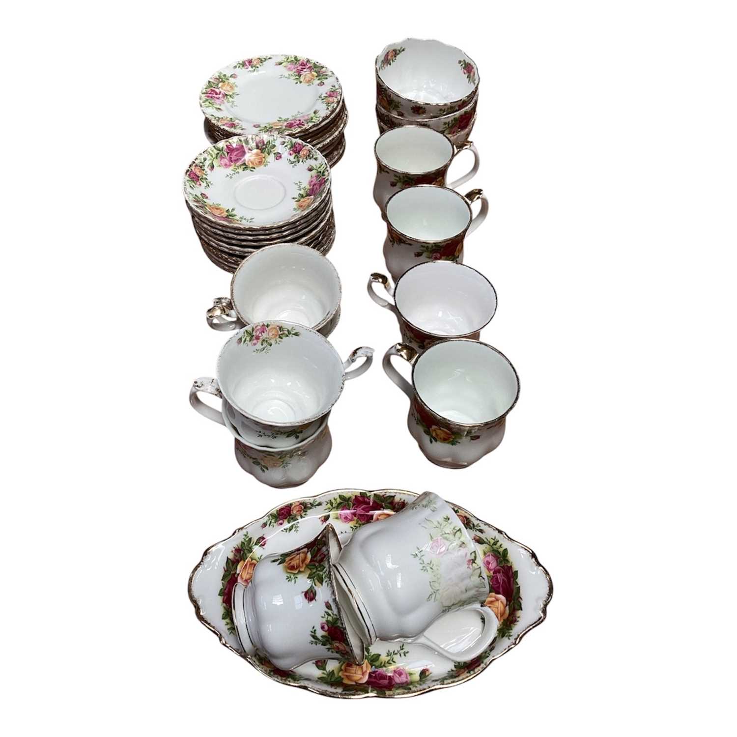 Lot 5138 - Royal Albert 'Old Country Roses' tea service