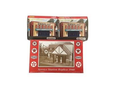 Lot 1871 - Selection of Diecast Vehicles and Model Buildings (3 boxes).