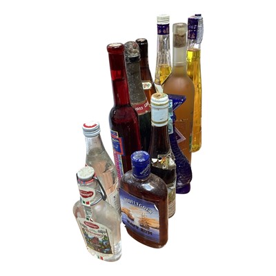 Lot 5142 - Group of alcohol, wines and spirits