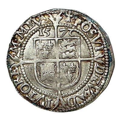 Lot 613 - G.B. - Elizabeth I silver hammered Six Pence m/m Ermine 1572 AVF (N.B. Date error, upside down 2 in date) (1 coin)