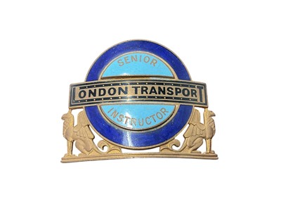 Lot Scarce vintage enamel London Transport Senior Instructor badge, 6cm in width.