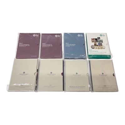 Lot 439 - G.B. - Royal Mint brilliant uncirculated thirteen coin year sets to include 2017, 2020, 2021 x 2, 2022 and eight coin sets to include 2017 x 2 & 2022 (8 coin sets)
