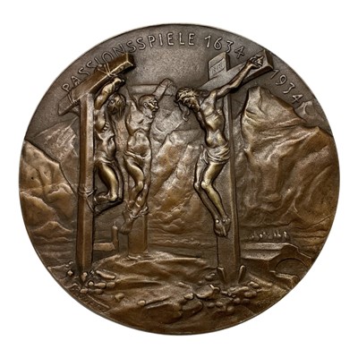 Lot 652 - Germany - A large bronze plaque commemorating the 300th Anniversary of a traditional Bavarian operatic performance of the Merergau Passion Play held in 1934. The plaque portrays The Crucifixion