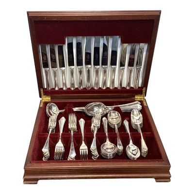 Lot 5208 - Canteen of Mappin & Webb silver plated cutlery, including six dessert knives, six dinner knives, twelve dessert forks, thirteen dinner forks, twelve soup spoons, twelve dessert spoons, two l...