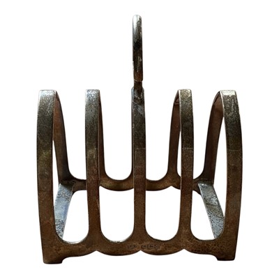 Lot 5068 - Silver toast rack