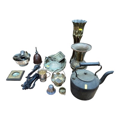 Lot 5071 - Group of metalwares, including an antique elephant form door knocker with Birmingham maker's mark, silver plate, etc