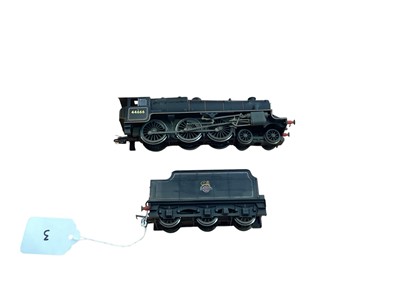 Lot Hornby OO Gauge BR tender locomotives including 4-6-0 lined green early emblem King Arthur Class Sir Kay 30450, 4-6-0 lined black early emblem Class 5MT 44666 and British Railways black 4-6-0 S1...