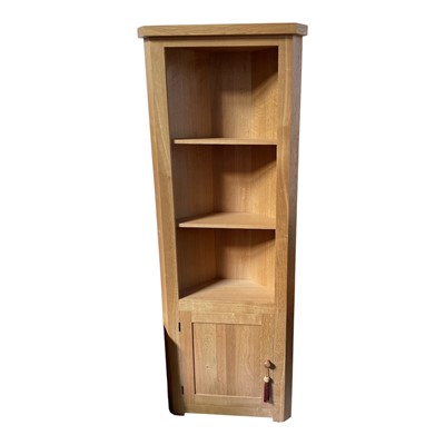 Lot 5313 - Light oak corner display cabinet