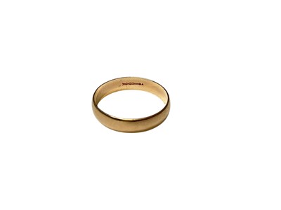 Lot 149 - 9ct gold wedding ring