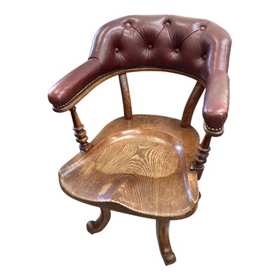 Lot 5301 - Late Victorian oak and leather desk chair