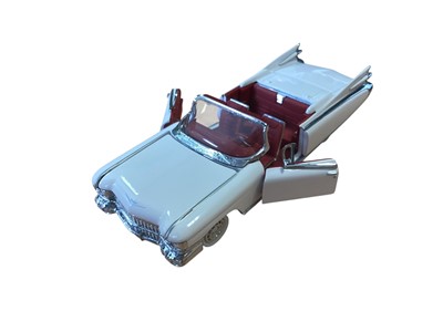Lot 1890 - Franklin Mint 1:43 scale The Classical Cars of the Fifties precision diecast American models including 1958 Edsel Citation Pink Convertible, 1959 Biarritz White Cadillac Eldorado, 1953 Buick Sky...