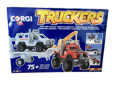 Lot 1938 - Corgi (c1991) Truckers Major Emergency Set with build & change recovery and monster truck, boxed No.6642 (1)