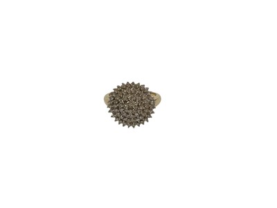 Lot 206 - Diamond round cluster ring in a tiered claw setting (one stone missing) on 9ct yellow gold tapered shank. Ring size M