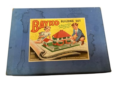 Lot 1940 - Bayko vintage house building set, boxed (1)