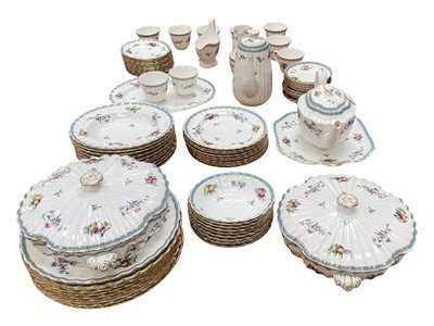 Lot 2275 - Spode Trapnell Sprays pattern tea and coffee service - 80 pieces