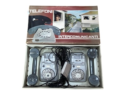 Lot 1956 - Telefonica Intercomunicanti telephone play set, boxed (1)
