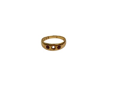Lot 250 - Victorian 18ct gold garnet three stone ring, one stone missing (London 1884)