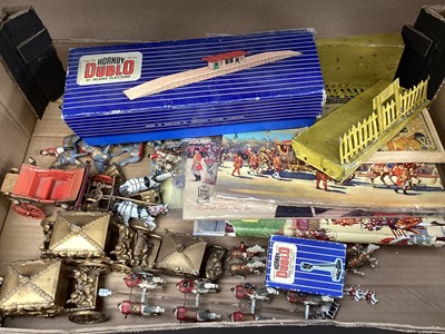 Lot 1965 - Diecast selection of Royalty carriages together with various commemorative books