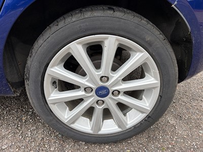 Lot 75 - 2016 Ford Fiesta 1.0 EcoBoost Titanium 5 door, manual, finished in blue, reg. no. EN65 YKX.