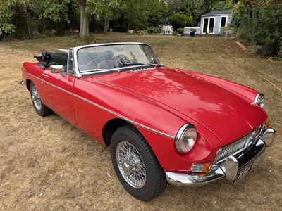 Lot 57 - 1966 MGB Roadster, 1798cc, 2dr, finished in Signal Red, reg. no. KBF891D