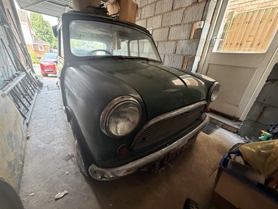 Lot 51 - 1963 Austin Mini Cooper, 997cc, finished in green, reg. no. UGV 889, chassis no. C-A237 345095