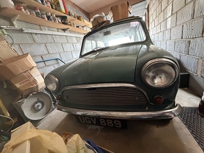 Lot 51 - 1963 Austin Mini Cooper, 997cc, finished in green, reg. no. UGV 889, chassis no. C-A237 345095