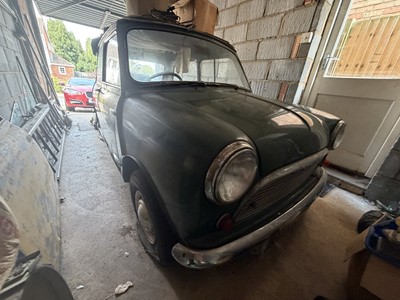 Lot 51 - 1963 Austin Mini Cooper, 997cc, finished in green, reg. no. UGV 889, chassis no. C-A237 345095