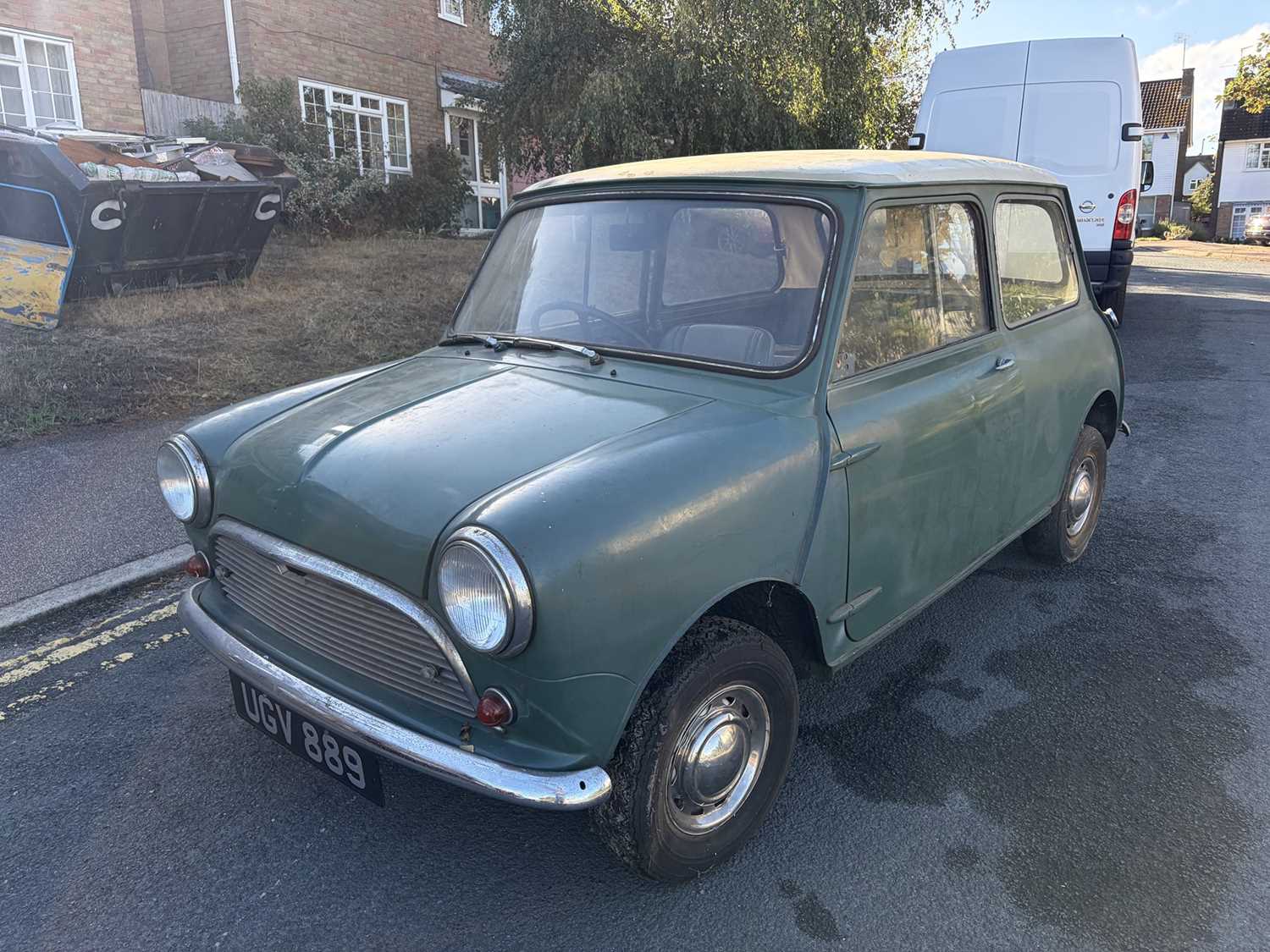 Lot 51 - 1963 Austin Mini Cooper, 997cc, finished in green, reg. no. UGV 889, chassis no. C-A237 345095