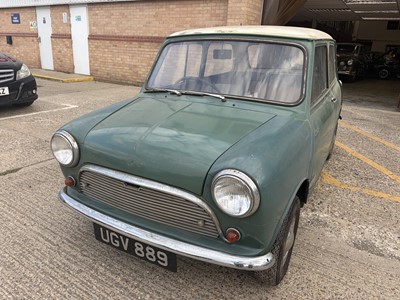 Lot 51 - 1963 Austin Mini Cooper, 997cc, finished in green, reg. no. UGV 889, chassis no. C-A237 345095