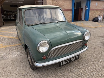 Lot 51 - 1963 Austin Mini Cooper, 997cc, finished in green, reg. no. UGV 889, chassis no. C-A237 345095