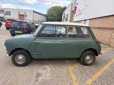 Lot 51 - 1963 Austin Mini Cooper, 997cc, finished in green, reg. no. UGV 889, chassis no. C-A237 345095