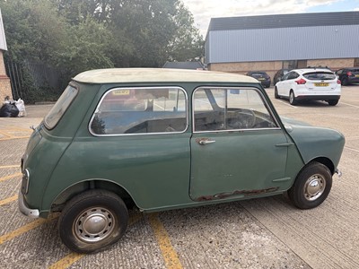 Lot 51 - 1963 Austin Mini Cooper, 997cc, finished in green, reg. no. UGV 889, chassis no. C-A237 345095