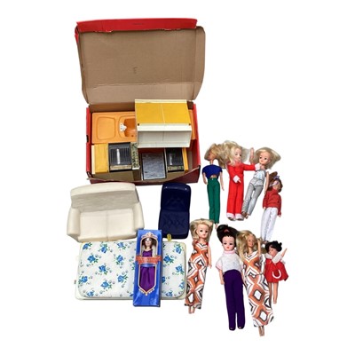 Lot 5120 - Group of vintage Barbie & Sindy dolls and accessories