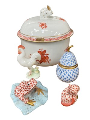 Lot 52 - Herend porcelain frog, cockerel and cat, Herend pot and cover with rabbit knop and a Herend-style pear shaped trinket pot (5)