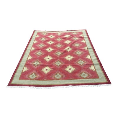 Lot 5199 - Kilim rug measuring 270cm long x 207cm wide