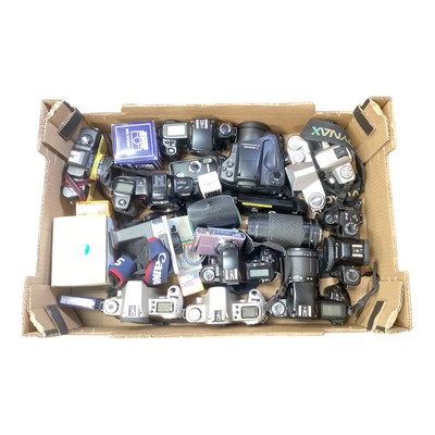 Lot 123 - Selection of cameras including Canon, Panasonic etc