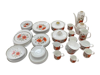Lot 414 - J&G Meakin poppy pattern tea, coffee and dinner ware