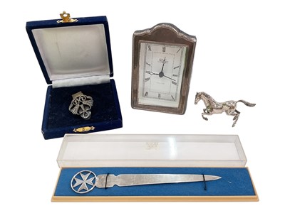 Lot 1014 - Group of silver and white metal items