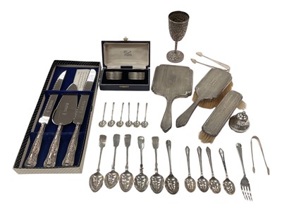 Lot 997 - Group of silver