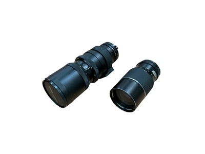Lot 460 - Two camera lenses and sundry camera equipment
