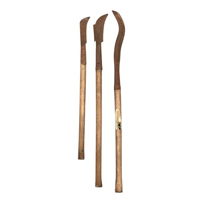 Lot 726 - Group of three coppicing/hedge laying tools