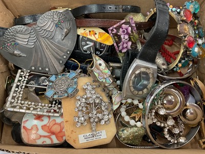 Lot 914 - Group of vintage costume jewellery including paste set, peacock buckle, various wristwatches and bijouterie